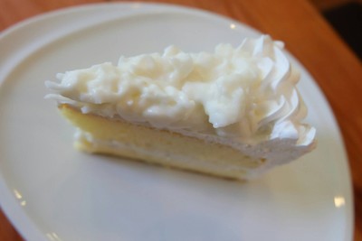 เค้กมะพร้าวอ่อน