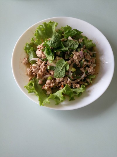 C1 ลาบหมู