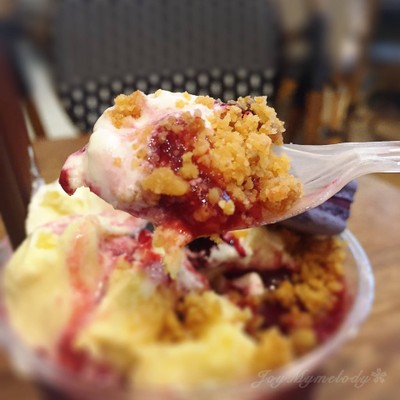 The Blueberry Parfait Frappe