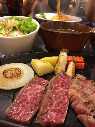 เนื้อย่าง บนหินร้อน ย่างเองสนู๊กสนุก