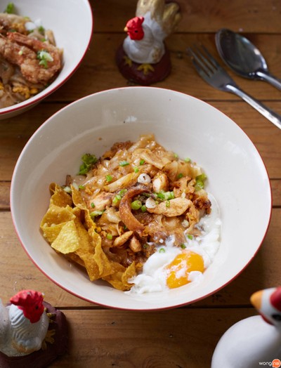 ไก่ลืมตัว ณ บางแสน