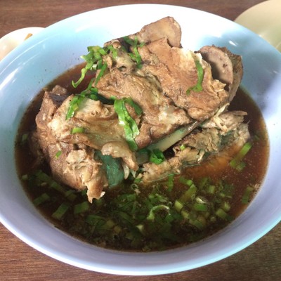 เอี่ยม "อร่อย สมัยใหม่" ศูนย์ประชุมกาญจนาภิเษก