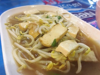 ผัดถั่วงอกเต้าหู้