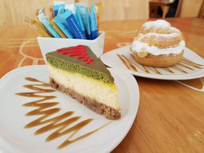 Pim's Bistro & Bakery (พิมส์ บิสโทร แอนด์ เบเกอรี่) Pim's Bistro & Bakery (พิมส์ บิสโทร แอนด์ เบเกอรี่)