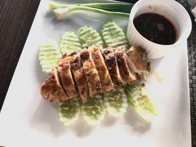 ไก่ย่างจามเฮ้าส์