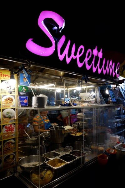 หน้าร้าน Sweettime ขนมหวานเยาวราชเจ้าเก่า สาขาวงเวียน 22