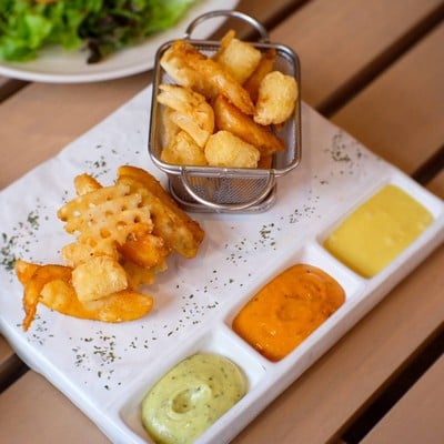 เมนูของร้าน Cold Spring Café Chokchai 4 soi 72