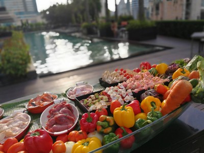 อาหาร หรือ เครื่องดื่ม