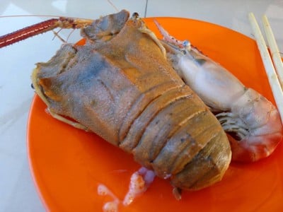 มีกั้งด้วย สดมาก แน่นๆ 