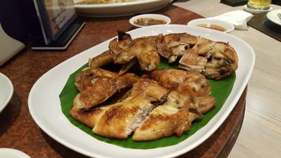 เมนูของร้าน ต้นเครื่อง สุขุมวิท 49