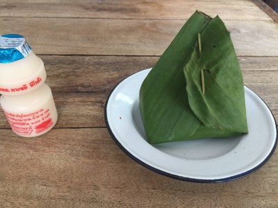 ยาคูลท์ก็มีขาย สังขยาก็มีด้วย