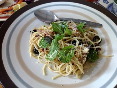 Pizza House by Somprasong Guest House (พิซซ่าเตาฟืนสุโขทัย) Pizza House by Somprasong Guest House (พิซซ่าเตาฟืนสุโขทัย)