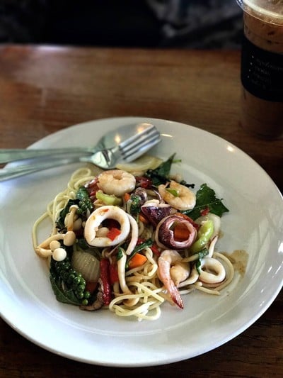 สปาเก็ตตี้ผัดขี้เมาทะเล