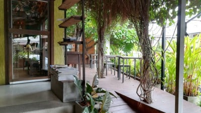 บรรยากาศ Akha Ama Coffee Original  สันติธรรม