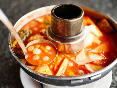 มุมอร่อย (Mum Aroi) นาเกลือ มุมอร่อย (Mum Aroi) นาเกลือ
