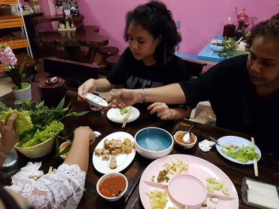 อาหาร หรือ เครื่องดื่ม