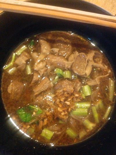 เส้นเล็กหมูตุ๋น