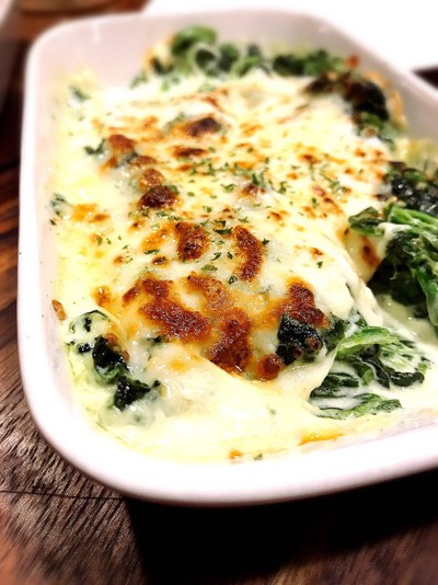 ผักโขมอบชีส