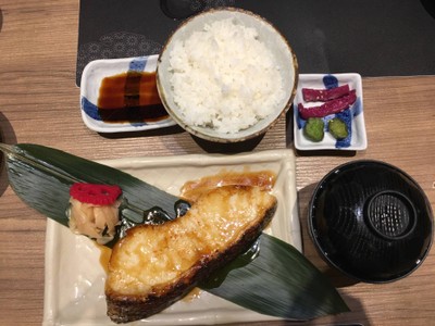 ชุดปลาหิมะย่างซีอิ้ว