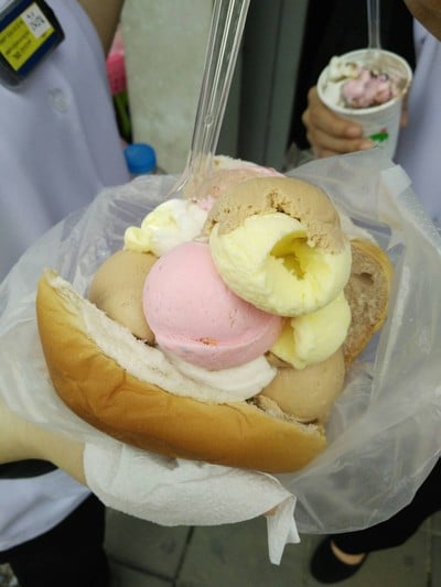 Bread Ice Cream