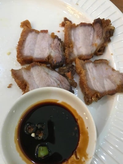 หมูกรอบ