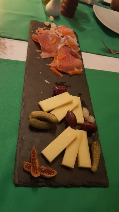 เมนูของร้าน Wine Cellar