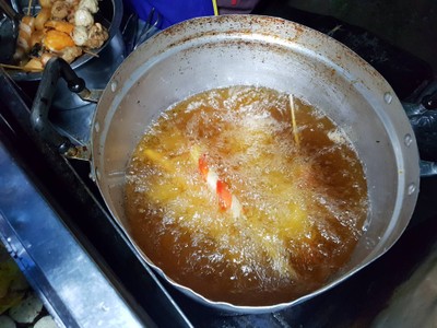 ลูกชิ้นทอด