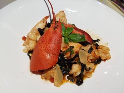 เมนูของร้าน Red Sky Restaurant at Centaragrand at Centralworld