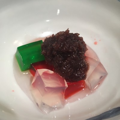 อาหาร หรือ เครื่องดื่ม