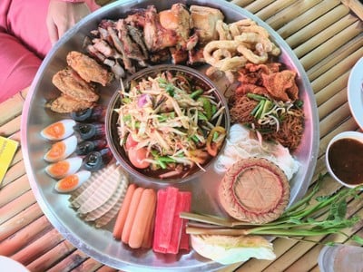 ตำถาดยักษ์