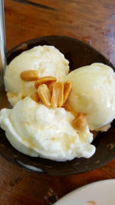 ไอติมกะทิ