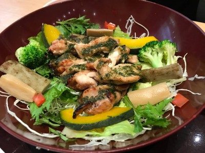 ไก่ย่างถ่านซอสโมโรมิ (A la carte)