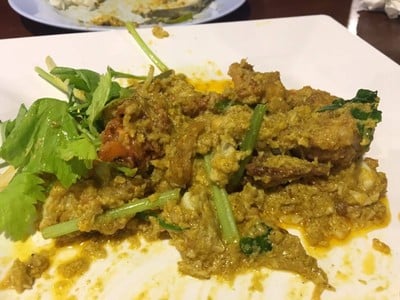 ปูผัดผงกะหรี่