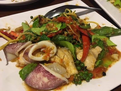 ผัดฉ่าทะเล