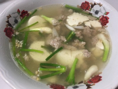 แกงจืดเต้าหู้หมูสับ