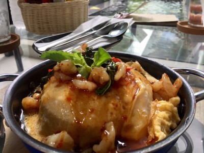 ข้าวกะเพราไข่ข้นกุ้ง