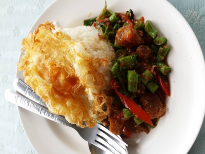 ข้าวกระเพรา