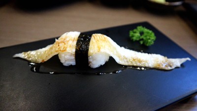 Aburi Engawa ครีบปลาตาเดียวย่าง