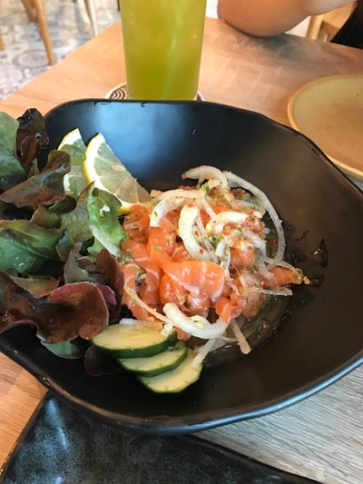 อาหาร หรือ เครื่องดื่ม