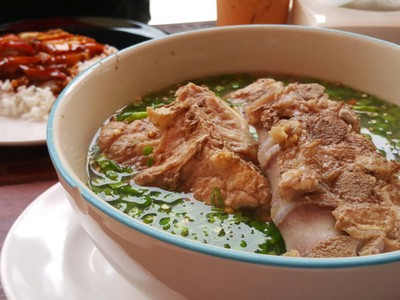 นายป้อม ซุปเปอร์เล้ง U Square ม.ธรรมศาสตร์ รังสิต นายป้อม ซุปเปอร์เล้ง U Square ม.ธรรมศาสตร์ รังสิต
