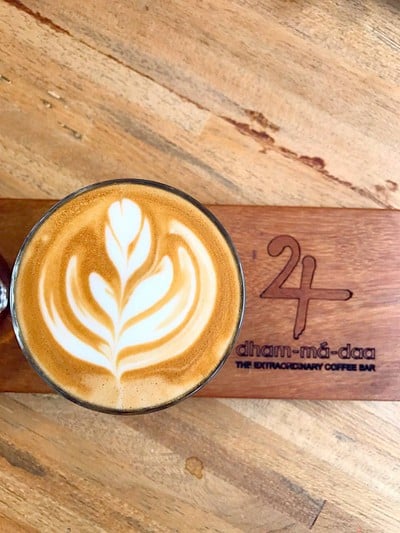 เมนูของร้าน Dham-má-daa