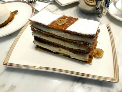Mille-Feuille Signature