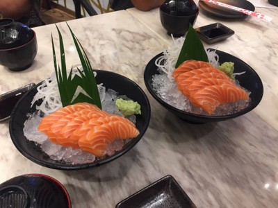 ซาซิมิแซลมอน