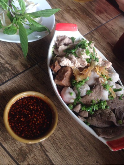 ลวกจิ้ม+น้ำจิ้มรสจัด