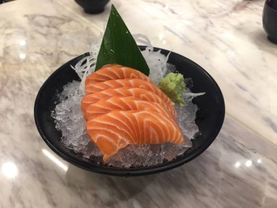 ซาซิมิแซลมอน