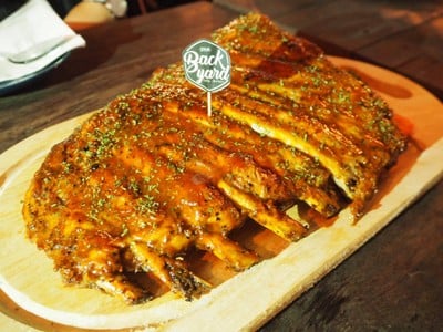 Serene Backyard Cafe&Eatery Soi Behind Wat Ket