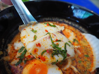 ก๋วยเตี๋ยวต้มยำทะเลน้ำข้น+หอยฮอกไกโดseafood added hokkaido with creamy tom yum noodles