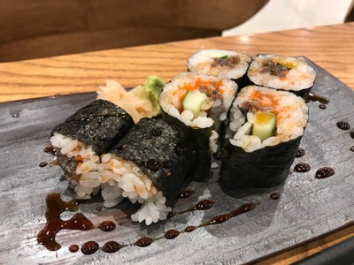 มากิหนังปลาแซลมอนทอด