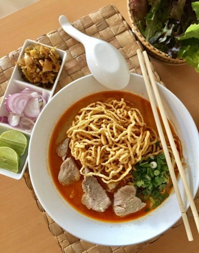 เมนูของร้าน Lanna Eatery (ลานนาอีทเทอร์รี่)                       ข้าวซอย น้ำเงี้ยว เจียงฮาย ศาลายา ซ.11