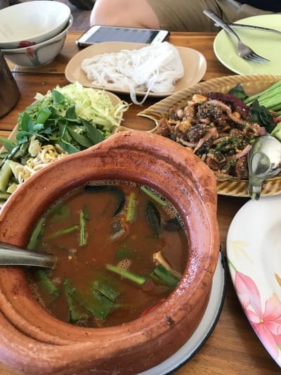 บ้านฮอซอน ขนมจีนต้ม หม้อปลาร้า